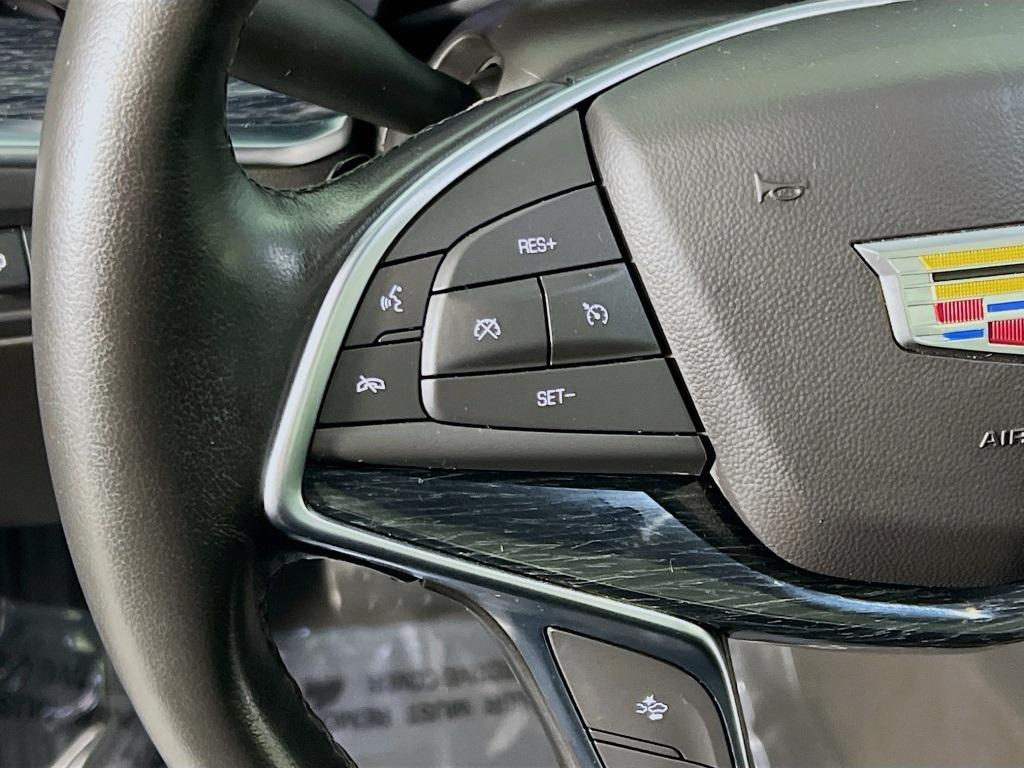 used 2024 Cadillac XT5 car, priced at $40,657