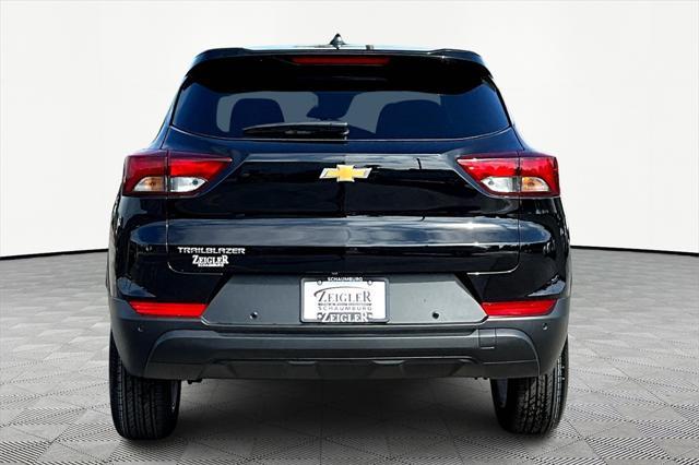 new 2025 Chevrolet TrailBlazer car, priced at $24,565