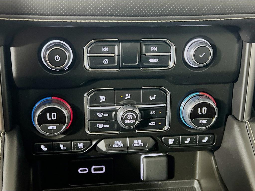 used 2024 Chevrolet Suburban car, priced at $76,000