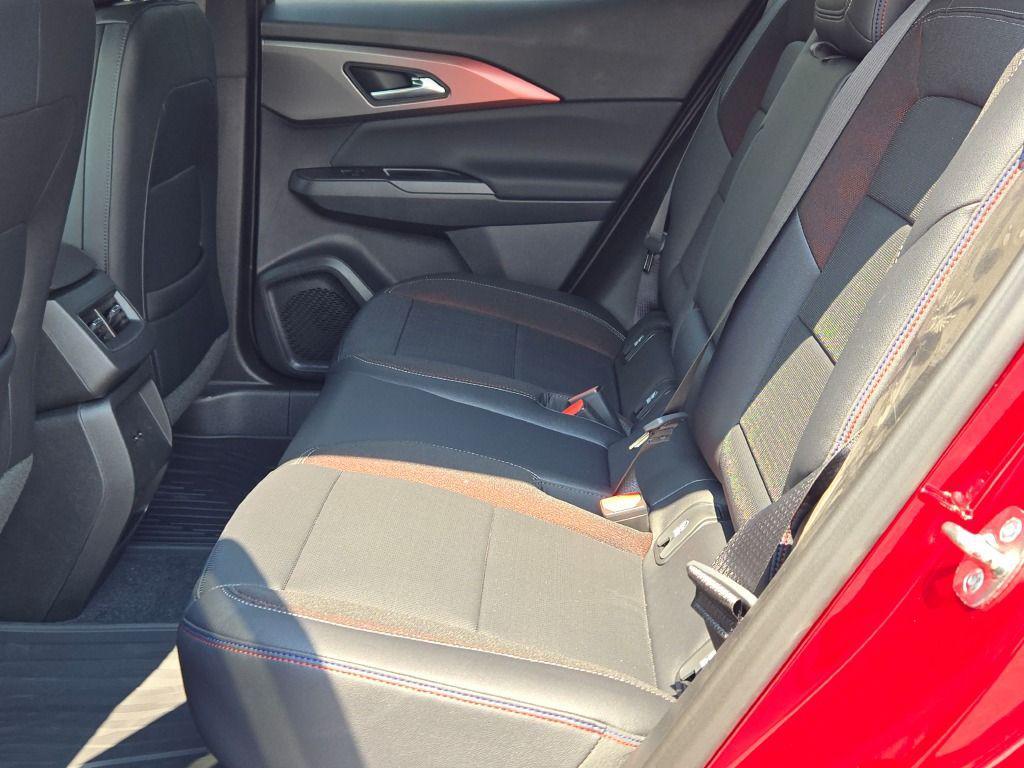 new 2025 Chevrolet Equinox EV car, priced at $40,399