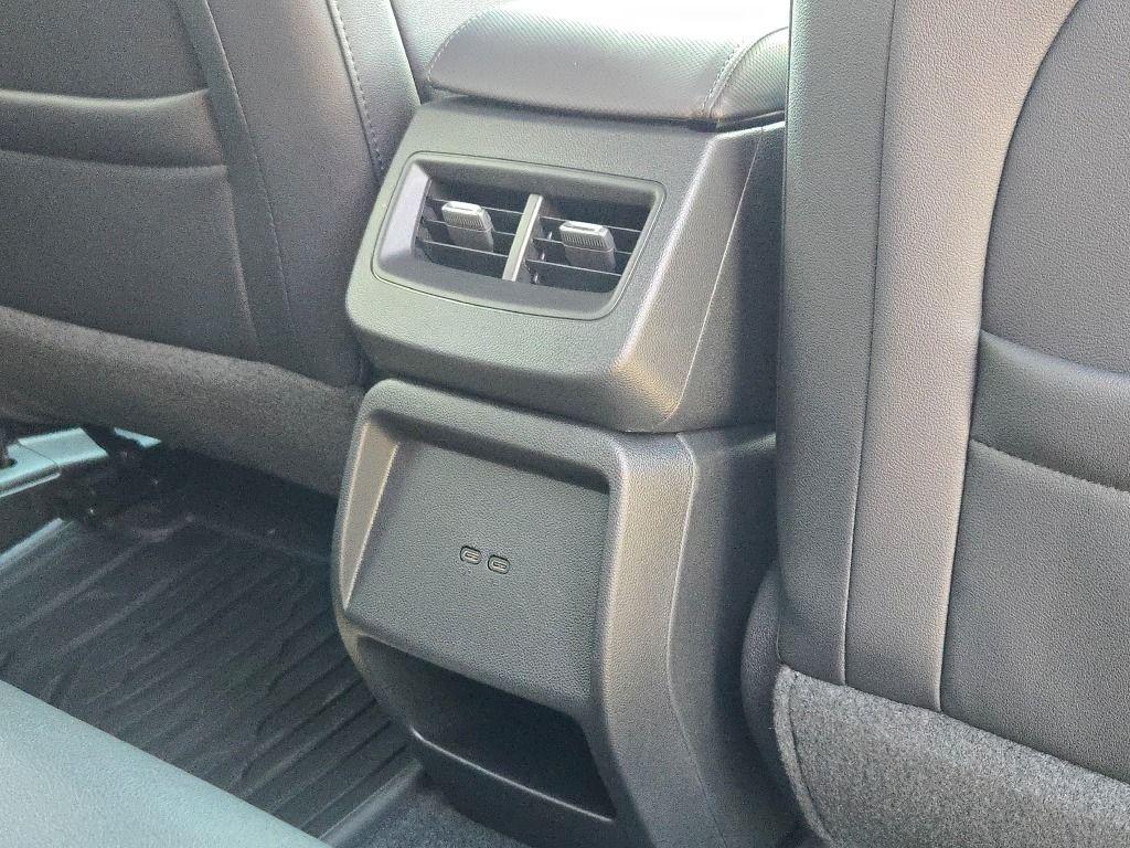 new 2025 Chevrolet Equinox EV car, priced at $40,399