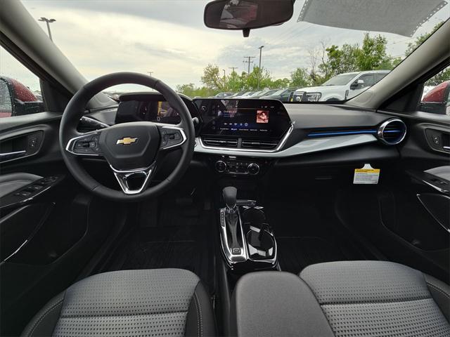 new 2025 Chevrolet Trax car, priced at $23,500