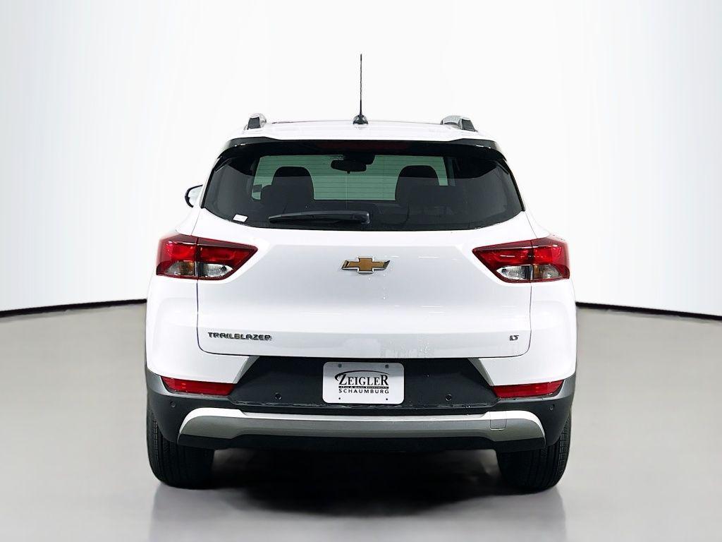 new 2026 Chevrolet TrailBlazer car, priced at $28,911
