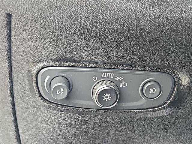 used 2022 Chevrolet Equinox car, priced at $25,998