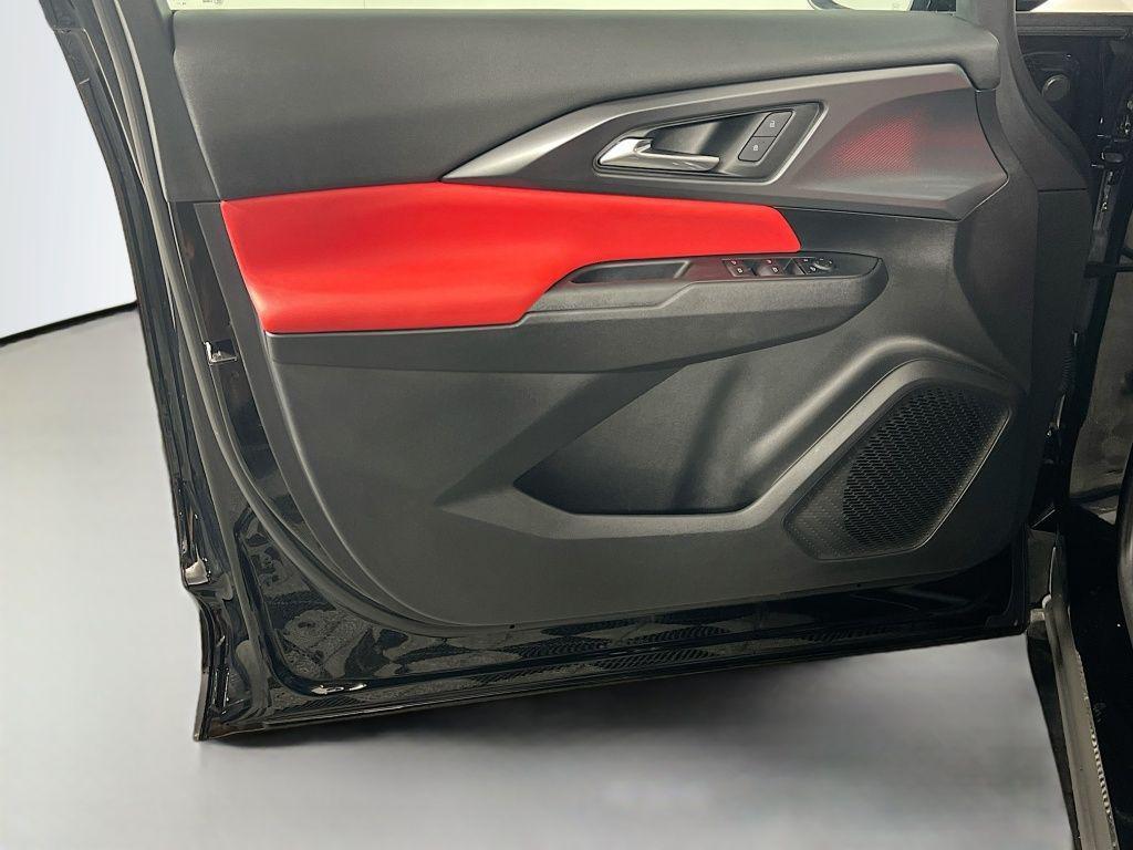 used 2025 Chevrolet Equinox EV car, priced at $29,323