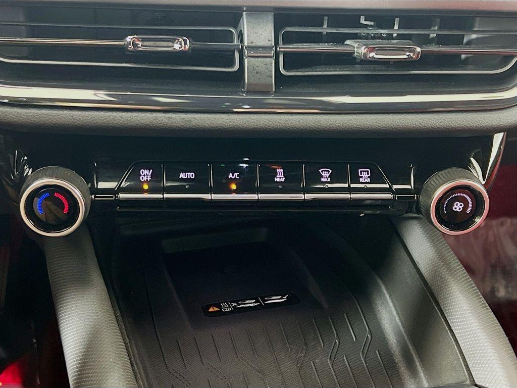 used 2025 Chevrolet Equinox EV car, priced at $29,323