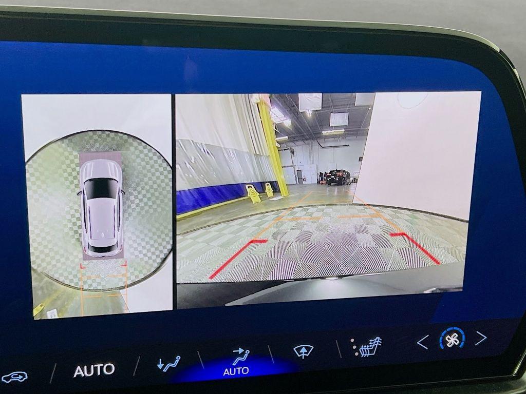 used 2025 Chevrolet Equinox EV car, priced at $29,323