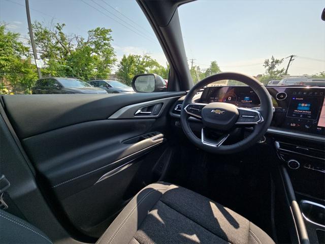 new 2025 Chevrolet Traverse car, priced at $42,155