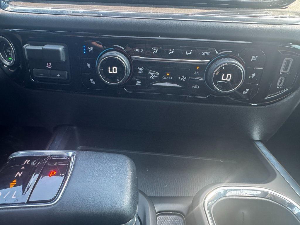 used 2024 Chevrolet Silverado 1500 car, priced at $55,118