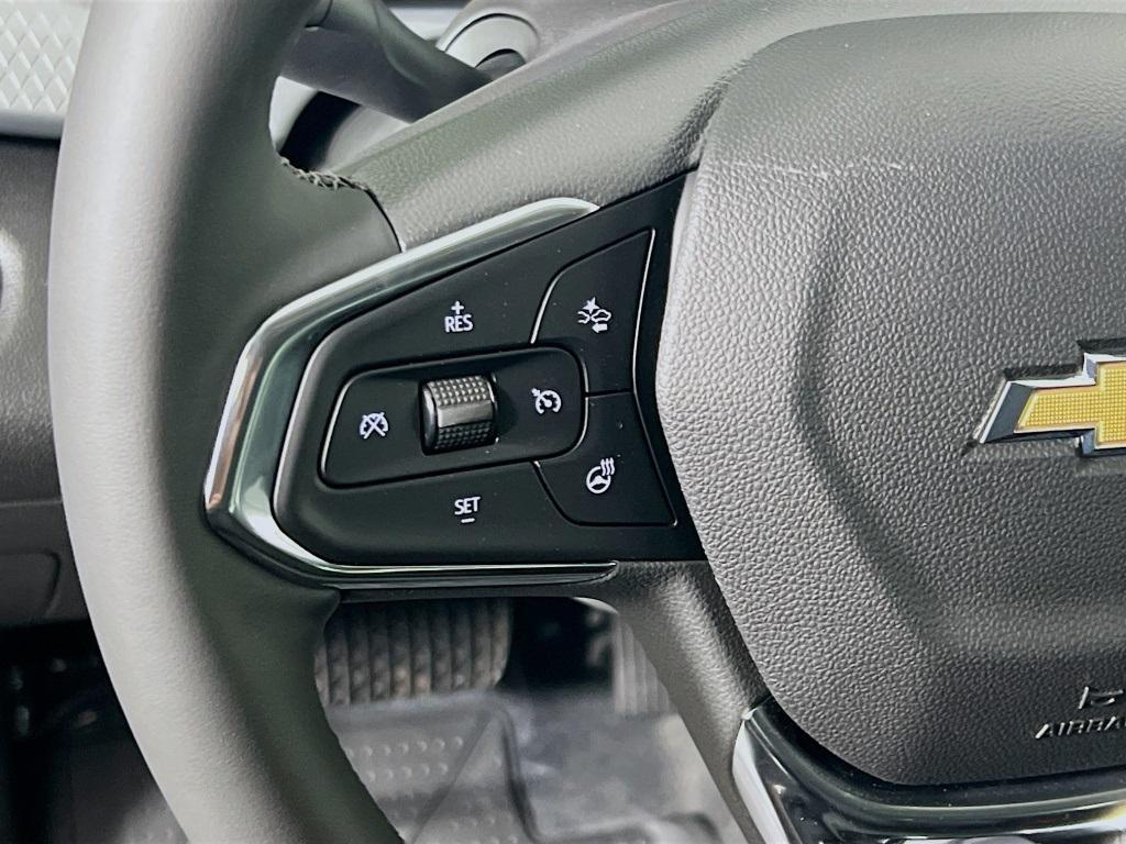 new 2026 Chevrolet Trax car, priced at $25,200