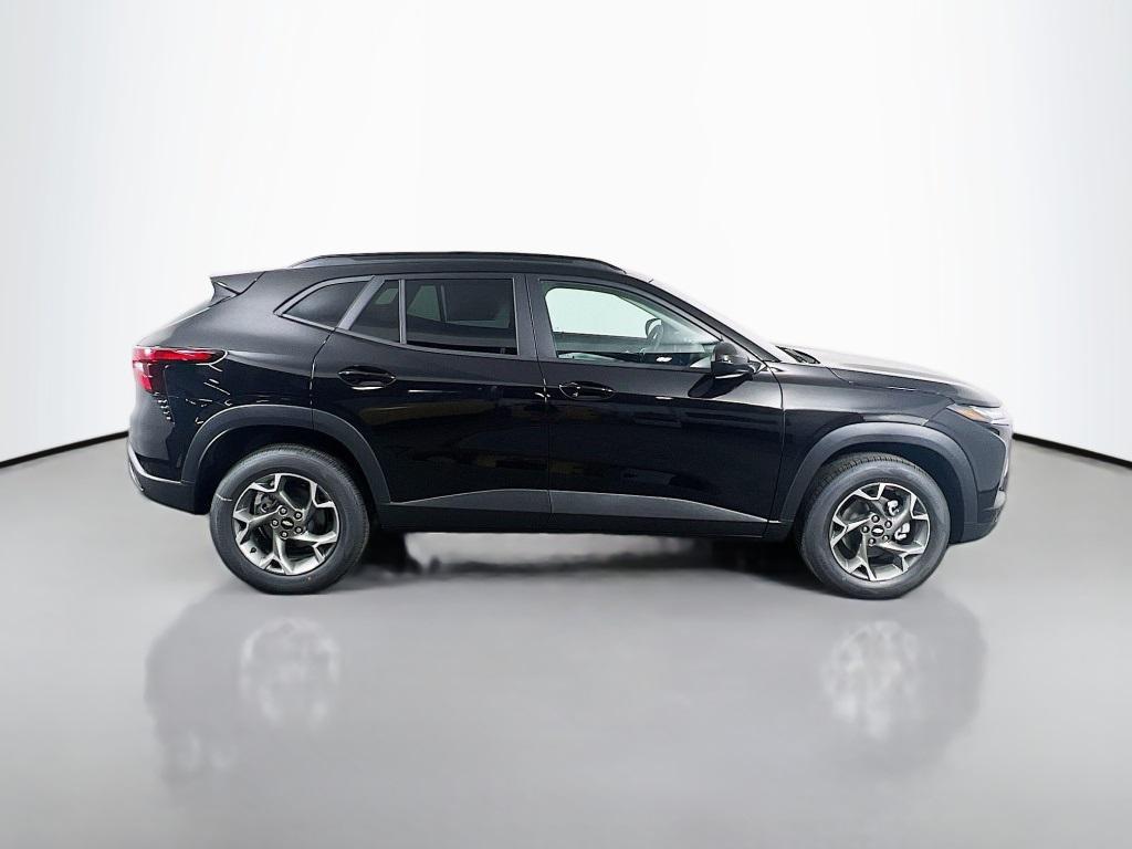 new 2026 Chevrolet Trax car, priced at $25,200