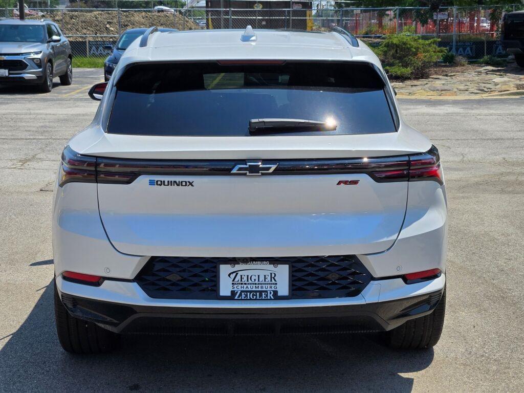 new 2025 Chevrolet Equinox EV car, priced at $40,124
