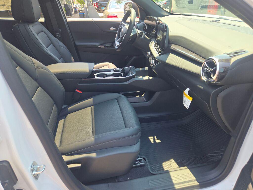 new 2026 Chevrolet Equinox car, priced at $34,882