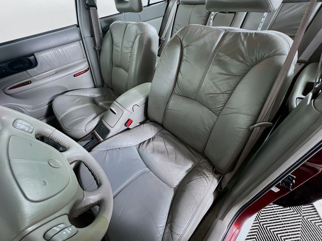 used 2000 Buick Regal car, priced at $3,508