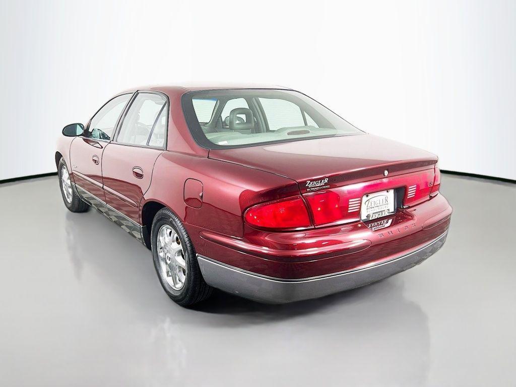 used 2000 Buick Regal car, priced at $3,508