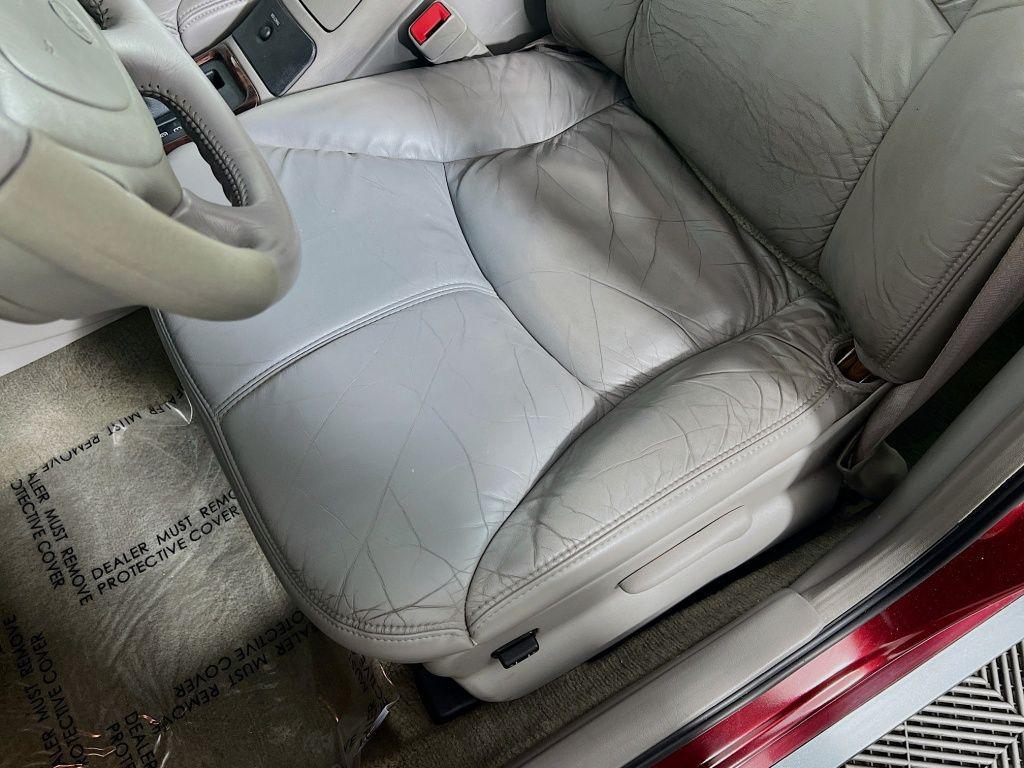 used 2000 Buick Regal car, priced at $3,508