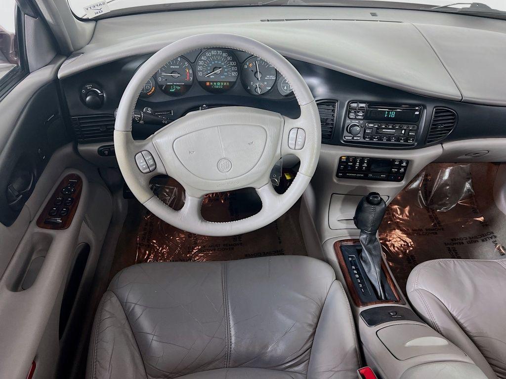 used 2000 Buick Regal car, priced at $3,508