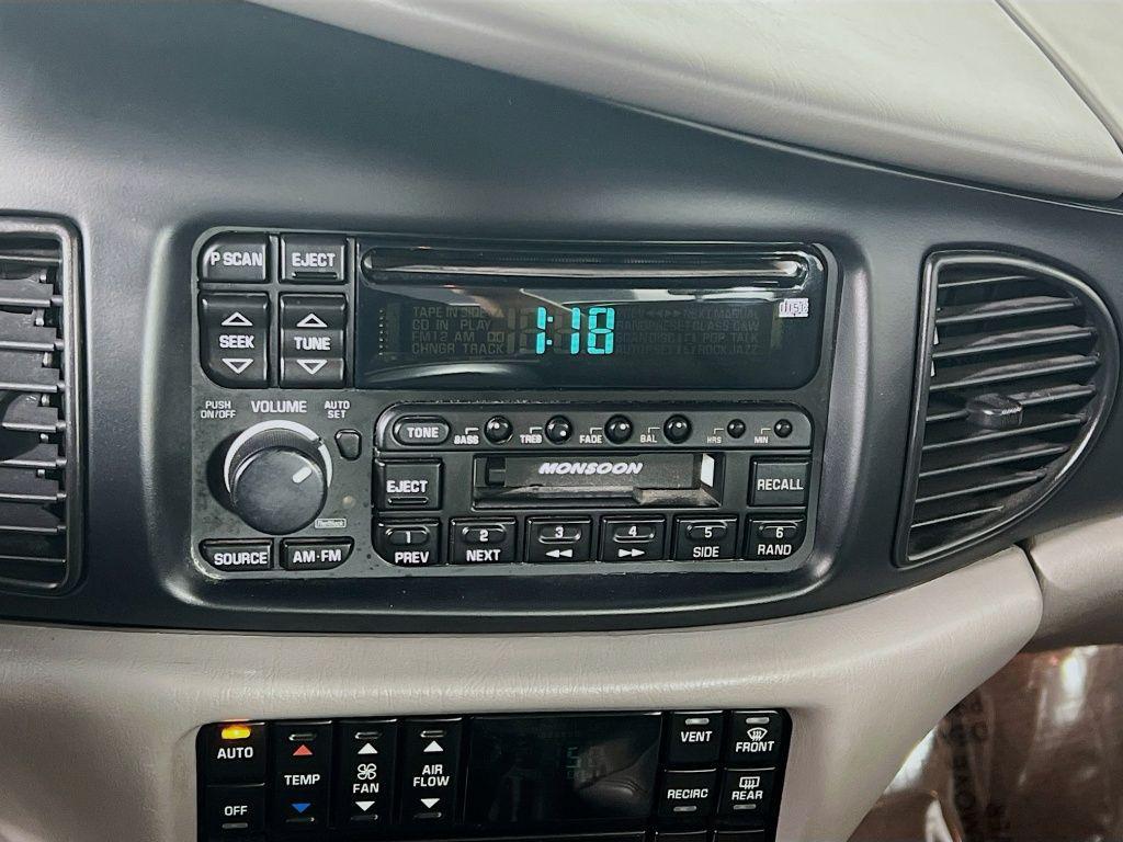 used 2000 Buick Regal car, priced at $3,508