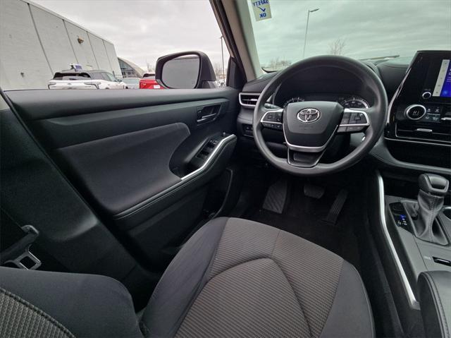 used 2023 Toyota Highlander car, priced at $35,450
