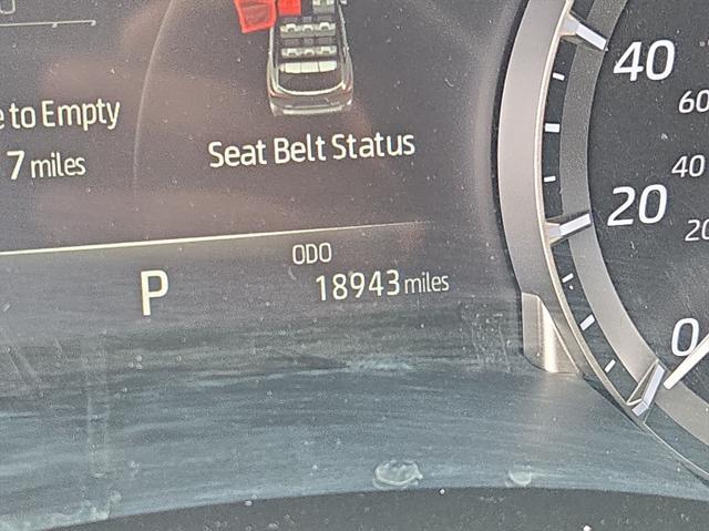 used 2023 Toyota Highlander car, priced at $35,450