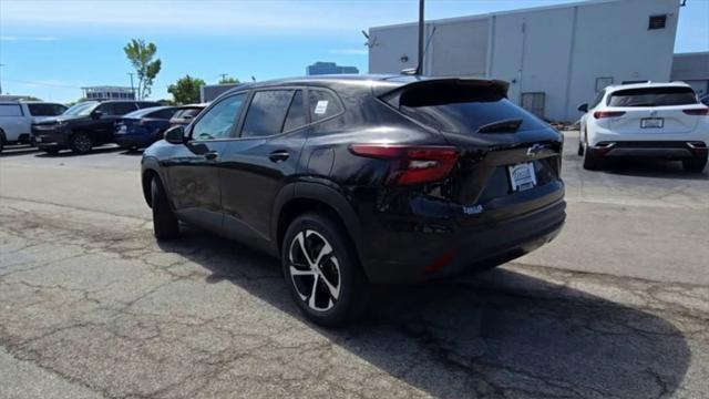 new 2025 Chevrolet Trax car, priced at $22,500