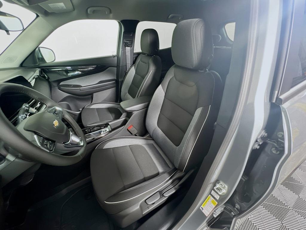 new 2026 Chevrolet TrailBlazer car, priced at $28,940