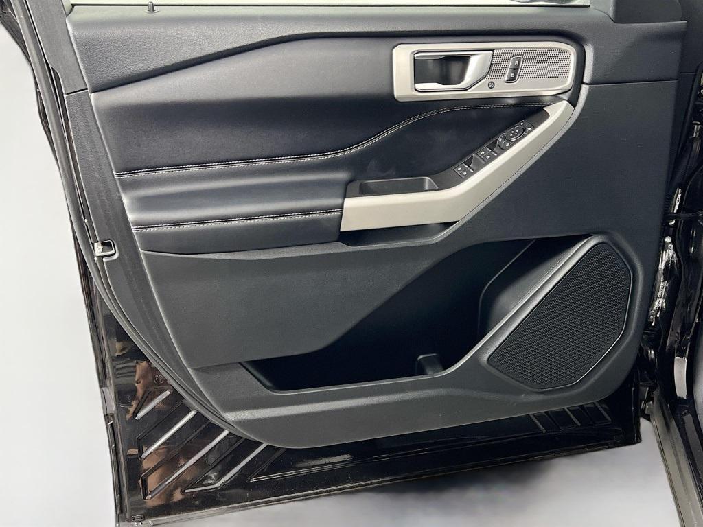 used 2022 Ford Explorer car, priced at $31,395