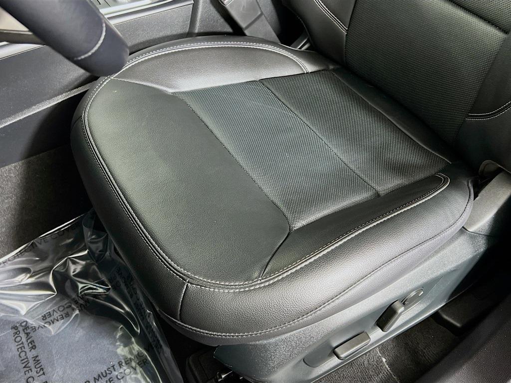 used 2022 Ford Explorer car, priced at $31,395