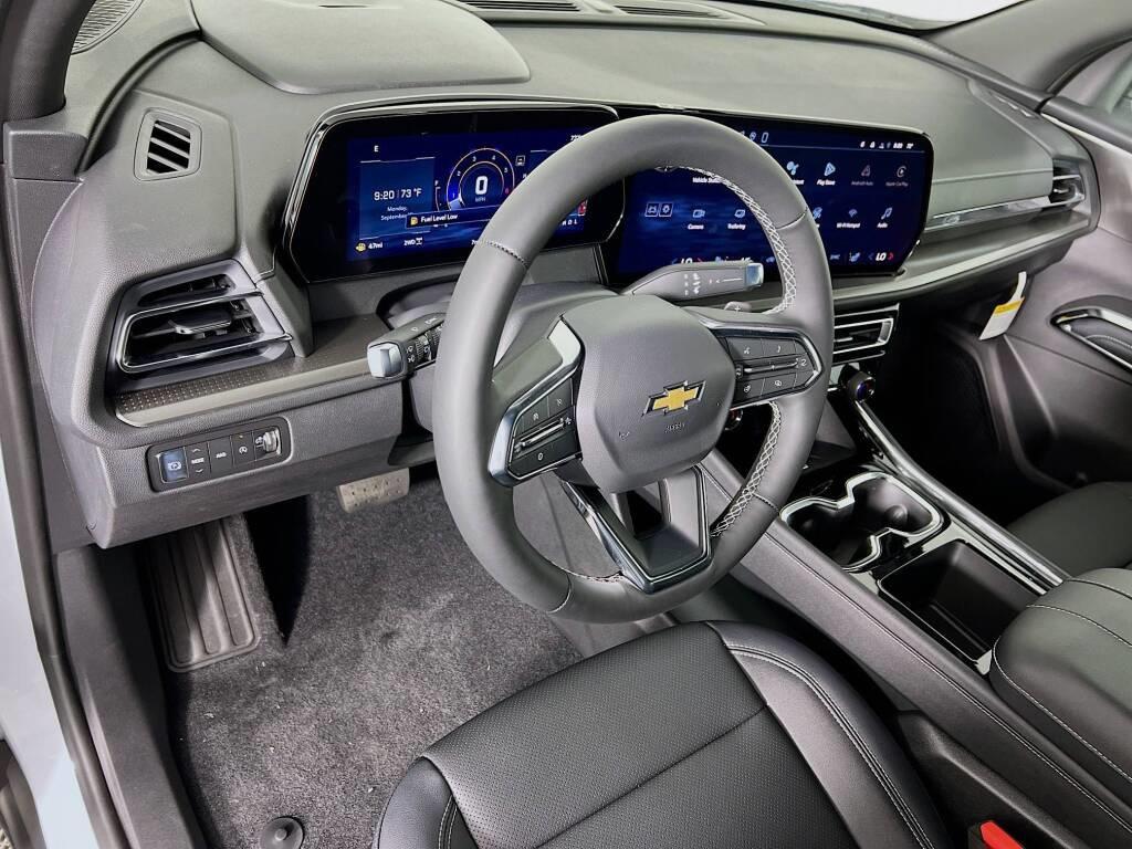 new 2026 Chevrolet Traverse car, priced at $47,763
