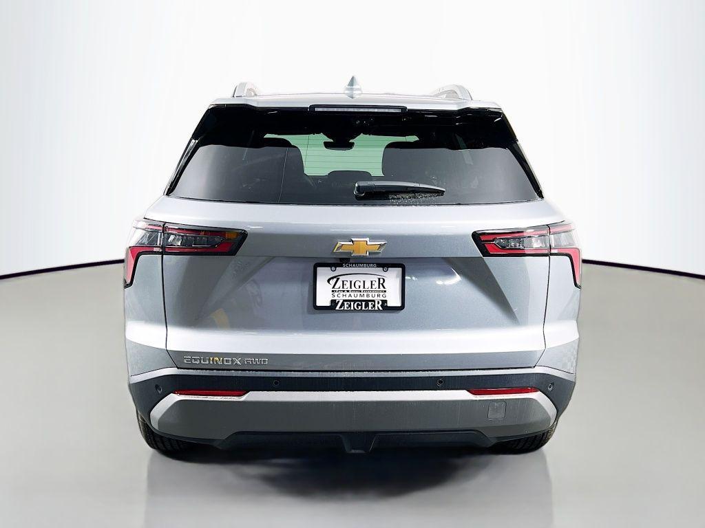 new 2026 Chevrolet Equinox car, priced at $30,000