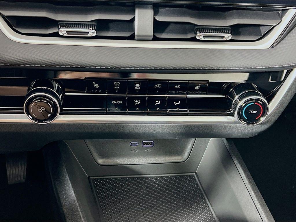 new 2026 Chevrolet Equinox car, priced at $30,000