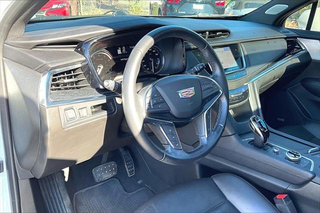 used 2020 Cadillac XT5 car, priced at $21,105