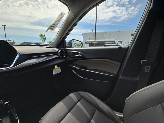new 2025 Chevrolet Trax car, priced at $25,415