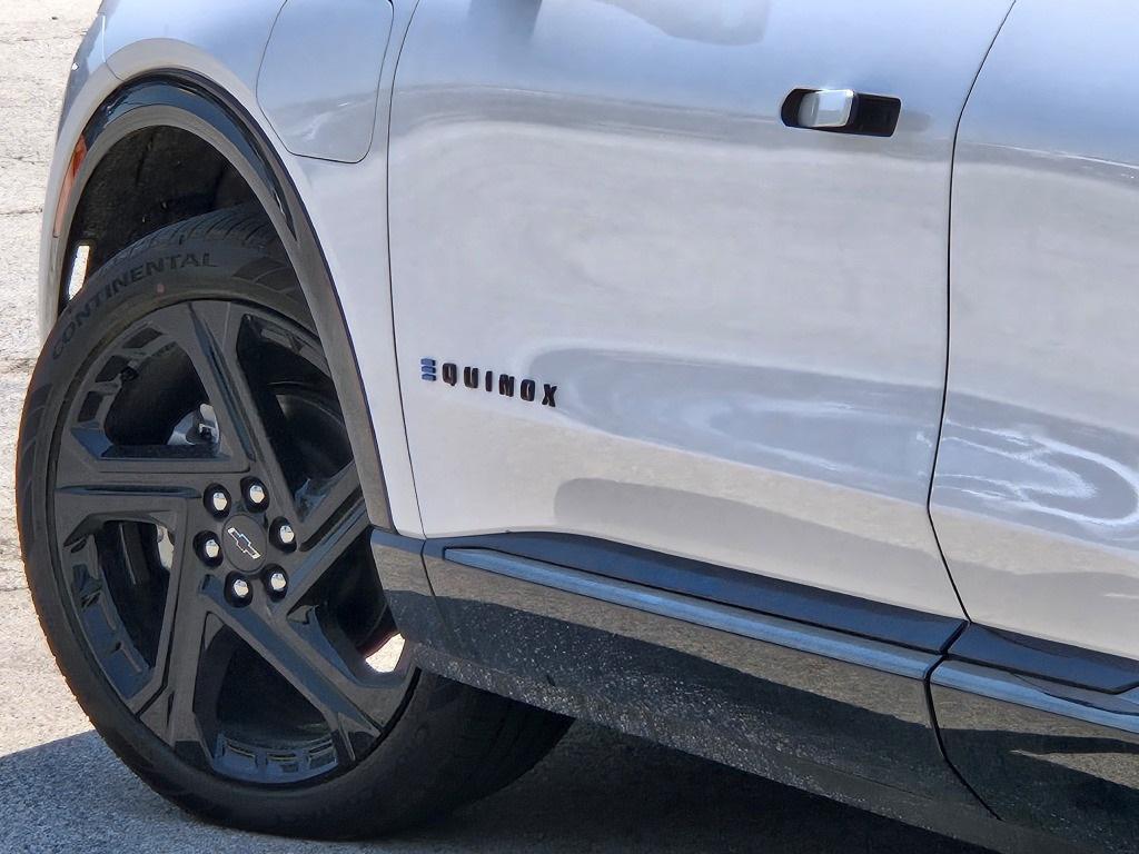 new 2025 Chevrolet Equinox EV car, priced at $40,124