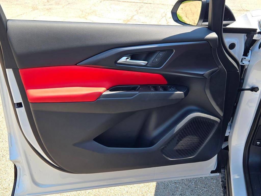 new 2025 Chevrolet Equinox EV car, priced at $40,124