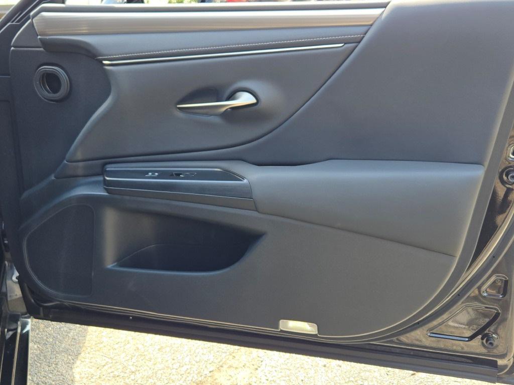 used 2021 Lexus ES 350 car, priced at $33,000