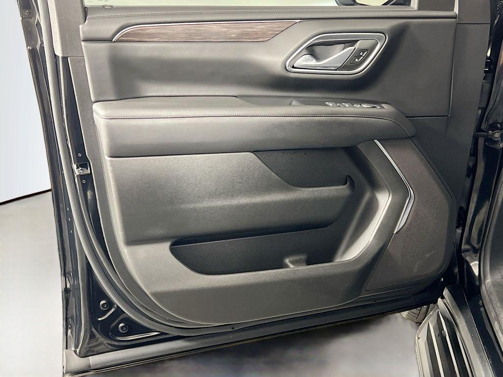 used 2024 Chevrolet Tahoe car, priced at $50,287