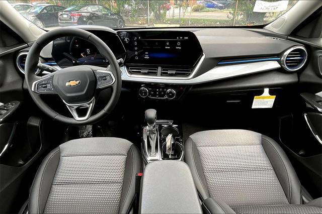 new 2025 Chevrolet Trax car, priced at $23,685