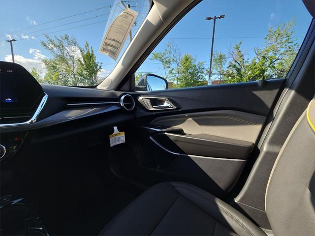 new 2025 Chevrolet Trax car, priced at $25,415