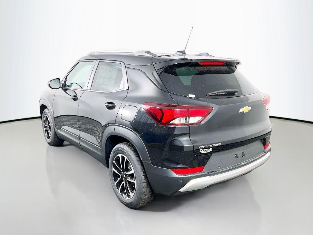 new 2026 Chevrolet TrailBlazer car, priced at $25,430