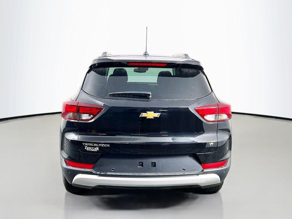 new 2026 Chevrolet TrailBlazer car, priced at $25,430