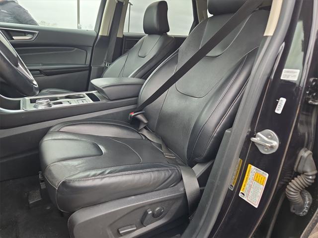 used 2022 Ford Edge car, priced at $22,837