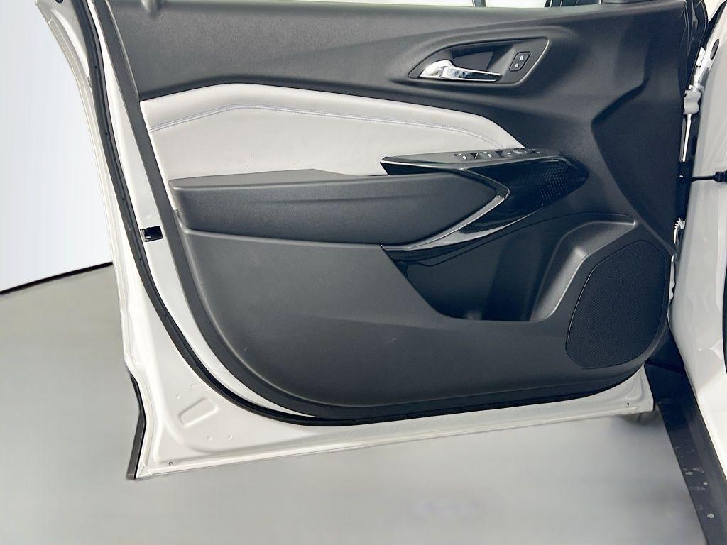 new 2026 Chevrolet Trax car, priced at $24,665