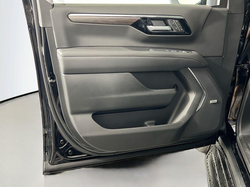 new 2026 Chevrolet Tahoe car, priced at $84,227