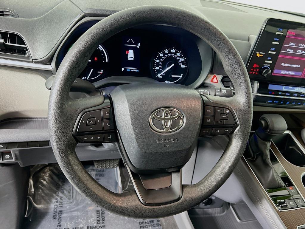 used 2023 Toyota Sienna car, priced at $33,698