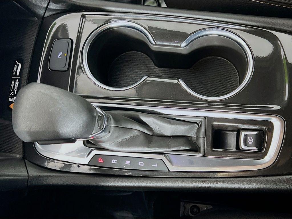 used 2022 Chevrolet Equinox car, priced at $23,765