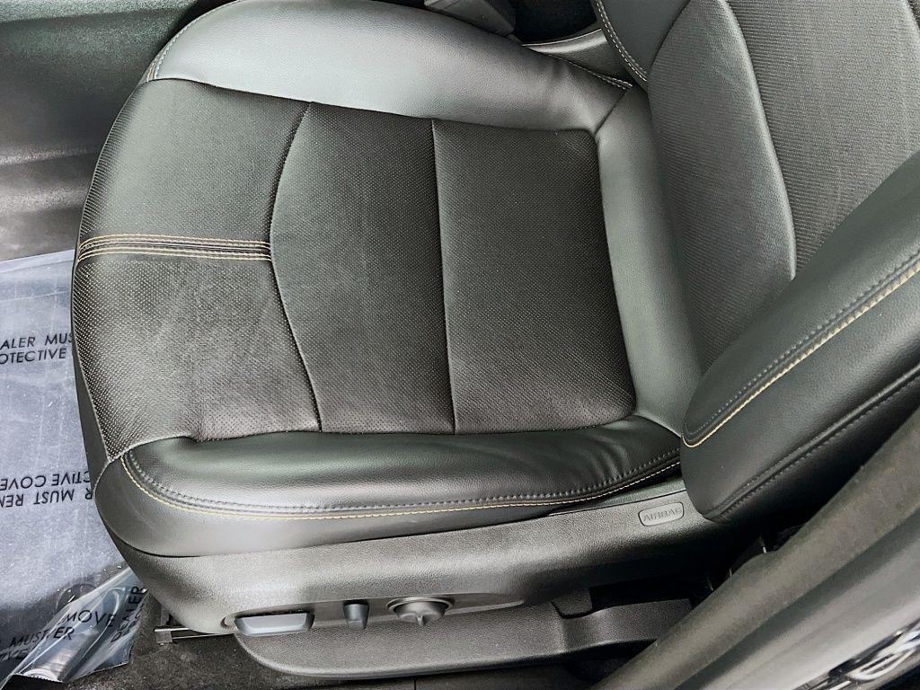 used 2022 Chevrolet Equinox car, priced at $23,765