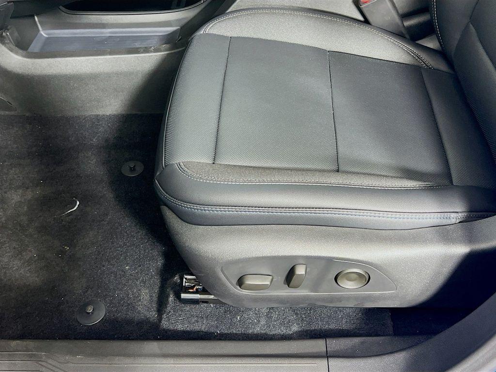 new 2025 Chevrolet Equinox EV car, priced at $44,961