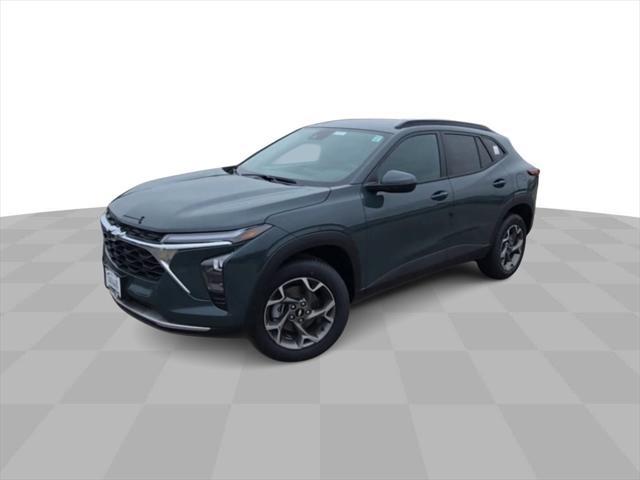 new 2025 Chevrolet Trax car, priced at $23,500