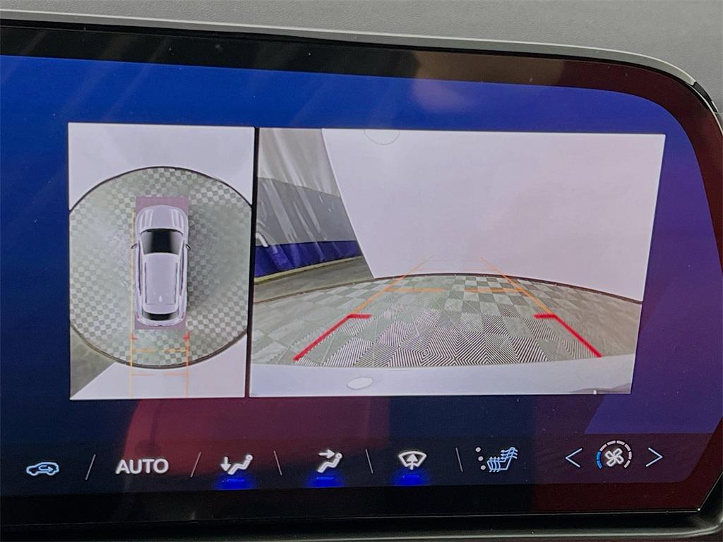new 2025 Chevrolet Equinox EV car, priced at $36,098